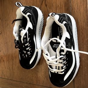 New sneakers ! Skechers shape-ups